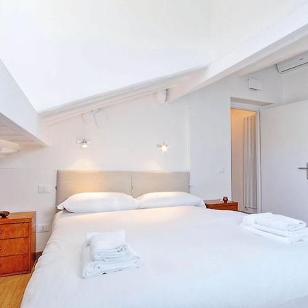 Appartamento Pantheon Charming Attic | Romeloft Esterno foto