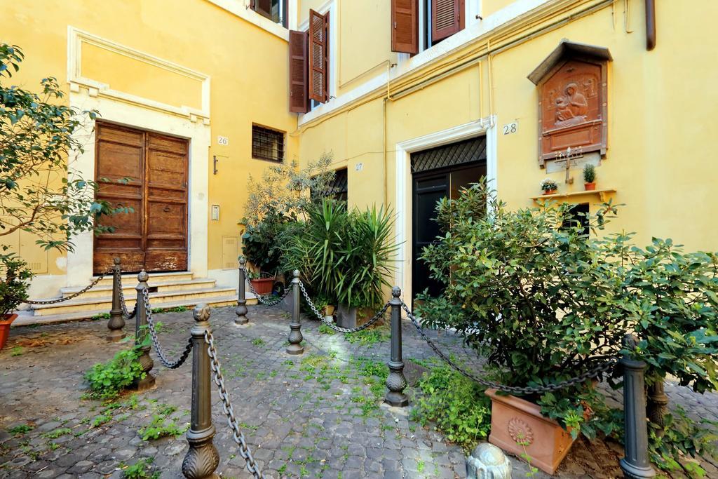Appartamento Pantheon Charming Attic | Romeloft Esterno foto